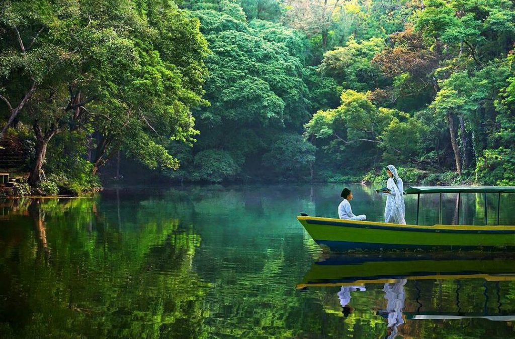 Wisata Alam Jawa Barat